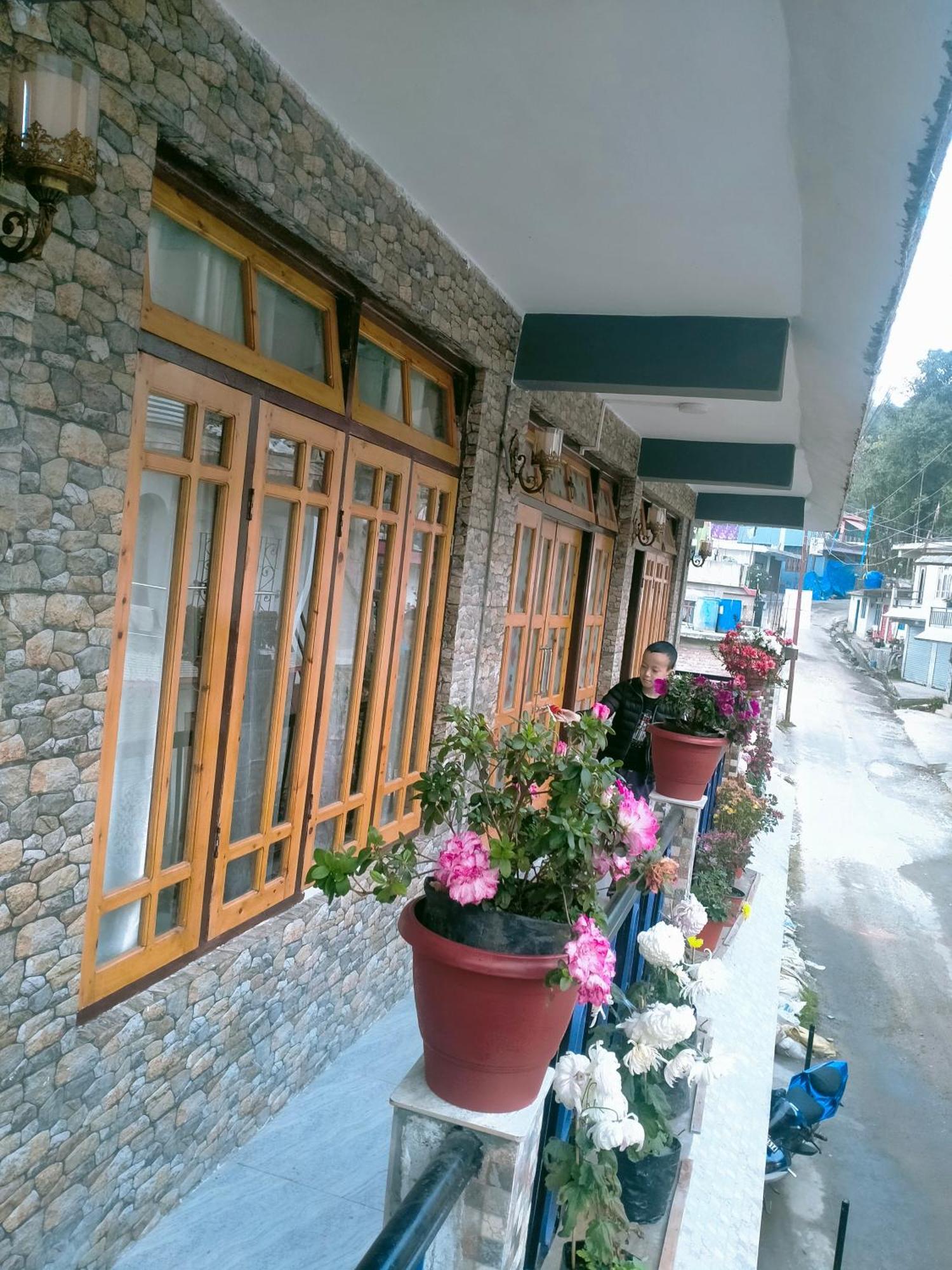 Ajit Homestay, Darjeeling Νταρτζίλινγκ Εξωτερικό φωτογραφία